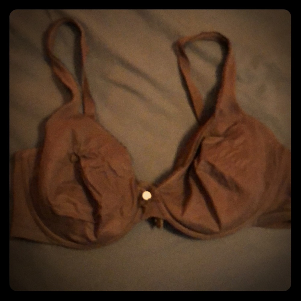 Victoria secret bra 38D
